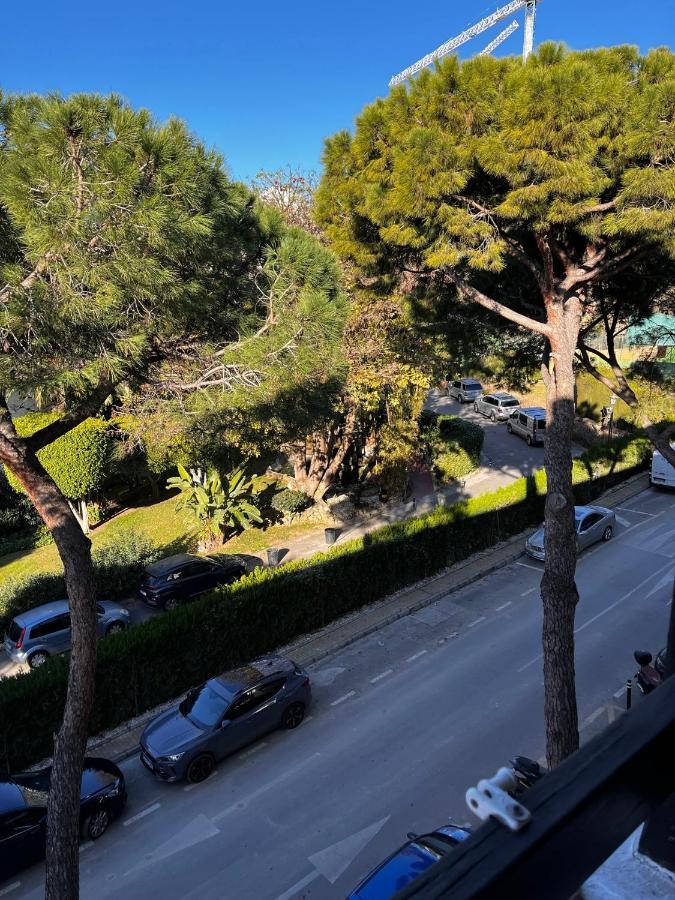 Estudio Marbella Bagian luar foto