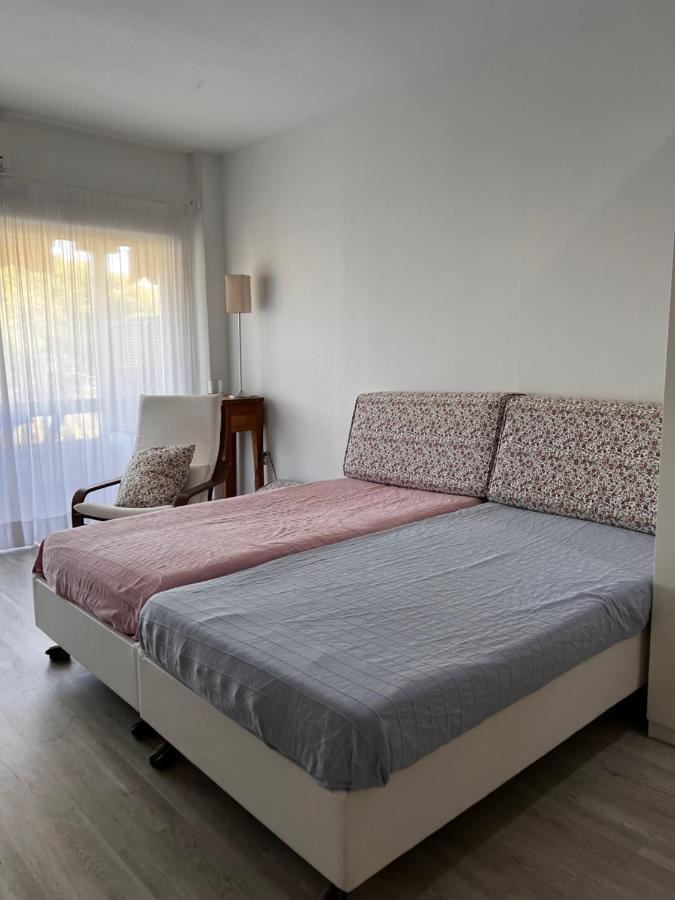 Estudio Marbella Bagian luar foto